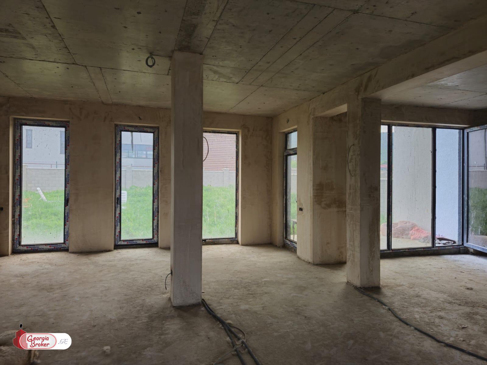 продается дом новостройка 6-комнат